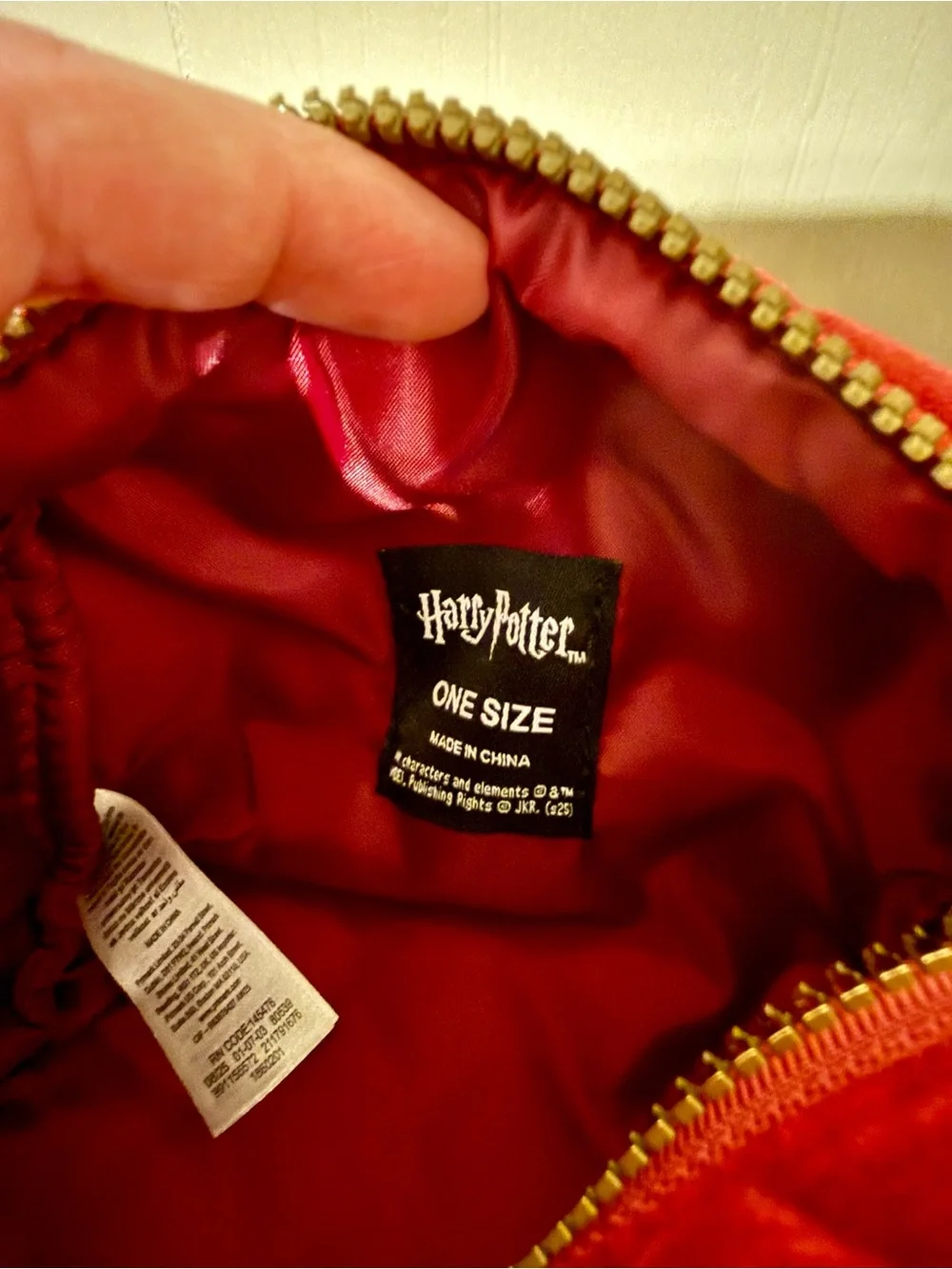 Primark Gryffindor Red Velvet Cosmetic Pouch with Gold Embroidered Crest